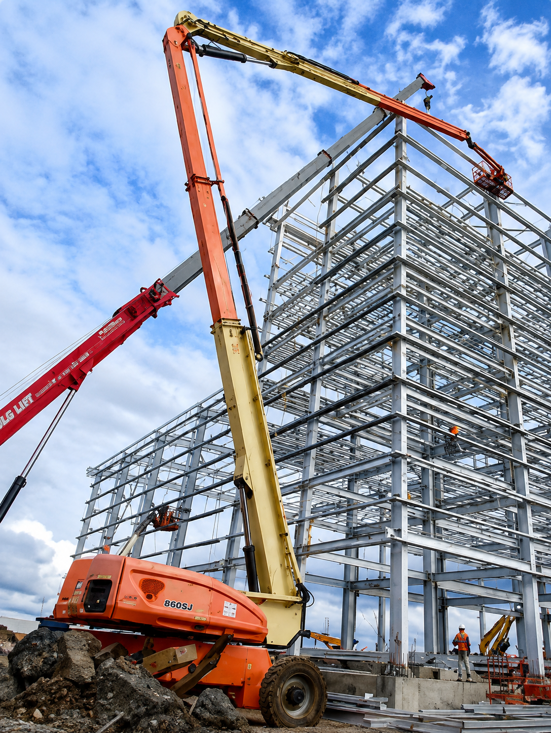 Articulated Boom Lift